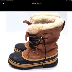 Sorrel Winter boots.beautiful for winter and snow,comfy and warm.Made in Canada